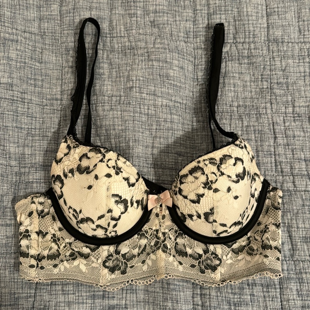 Victoria Secret Long Line Bra Black and White Floral Lace